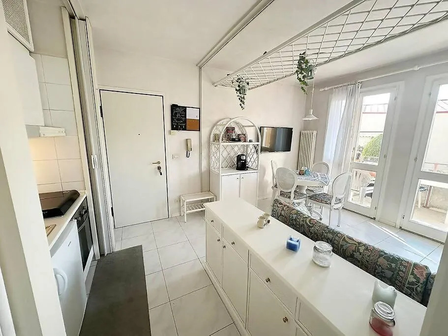 Bardolino In1 Apartment 0*,