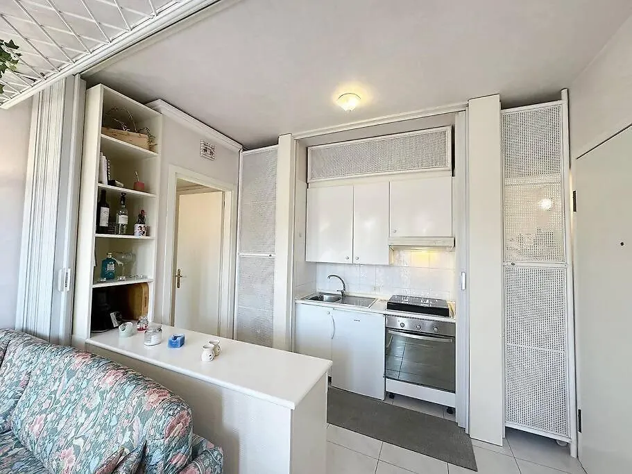 Bardolino In1 Apartment
