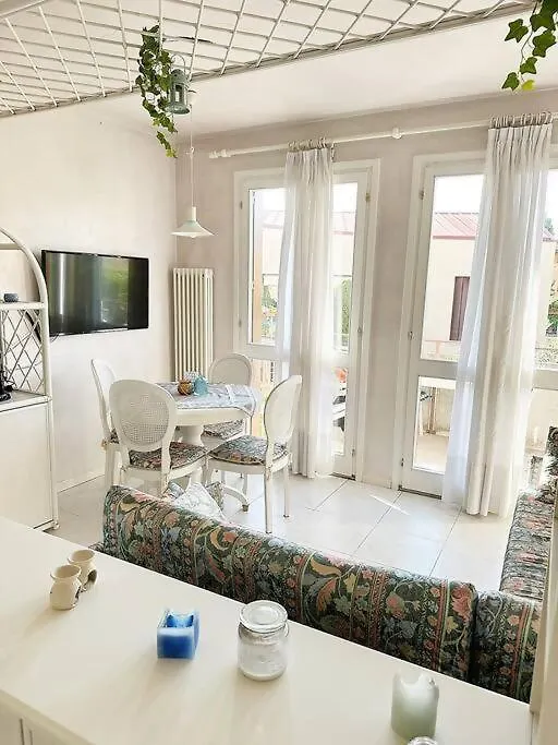 Bardolino In1 Apartment