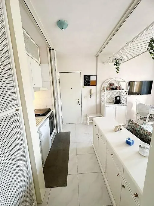 Bardolino In1 Apartment